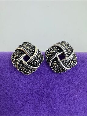 💛 Sterling Silver Marcasite Knot Stud Earrings